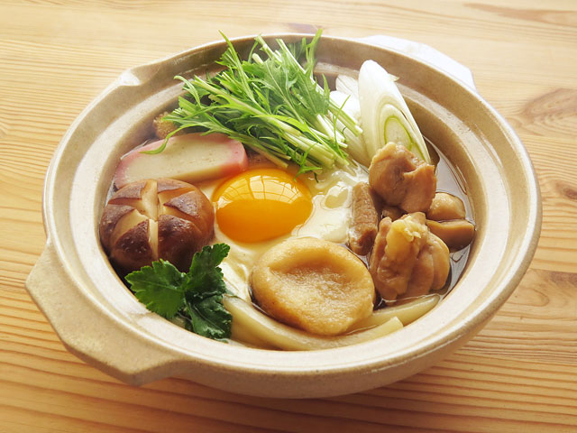 和風だしで作るおいしい鍋焼きうどん