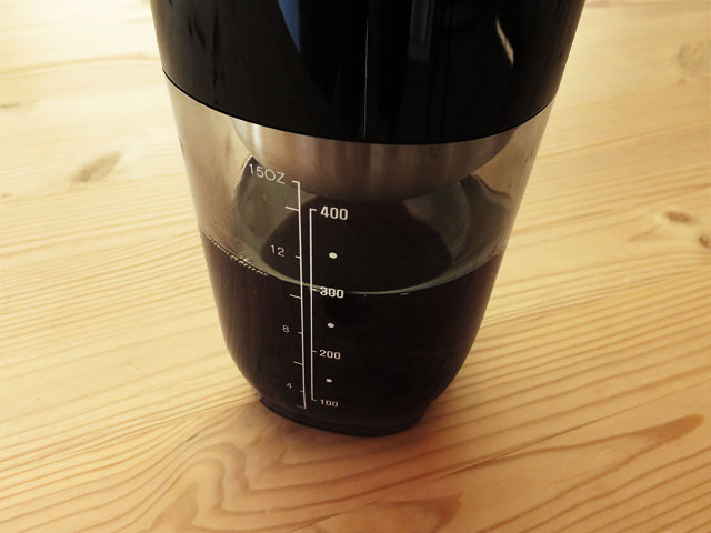 水出ししているコーヒー
