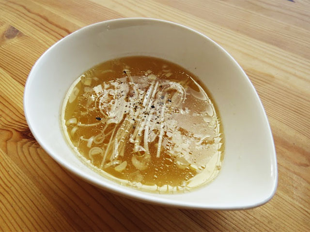 鶏肉の茹で汁、中華スープ
