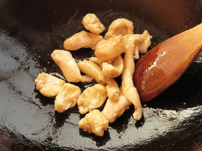 鶏のカリカリ揚げとサラダの作り方/レシピ