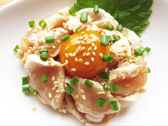簡単で美味しい鶏ユッケの作り方/レシピ
