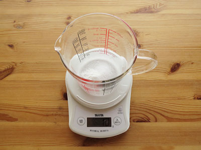 重曹を使い混合液を作る-つけ麺用/自家製麺