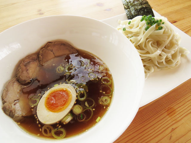 自家製 魚介つけ麺の作り方 鶏ガラと煮干し 鰹節と昆布を使った濃厚魚介つけ麺のスープとタレのレシピ