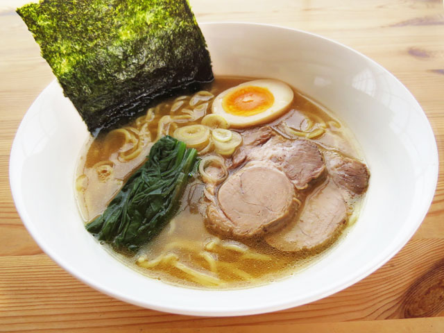 自家製、家系ラーメン