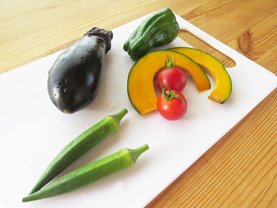 茄子やカボチャなどのトッピング用野菜