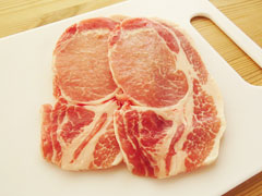 チンジャオロースに使う、生姜焼き用の豚ロース肉