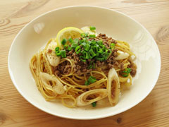 ひき肉と長ネギの和風パスタ