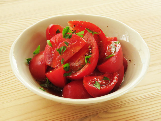 3分で作れる トマトだけサラダ